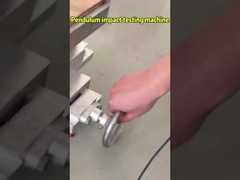 Esnek test için ayarlanabilir yükseklik ve çarpma hızı olan sarkaç çarpma test makinesi
